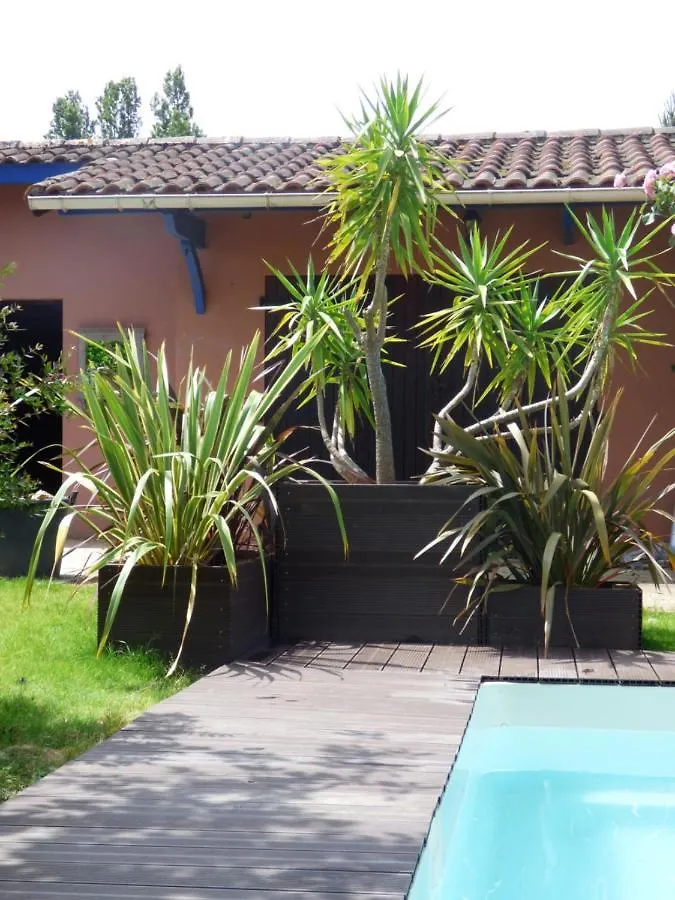 Arche De Lanoe Jacuzzi Bed & Breakfast Labastide-Saint-Pierre
